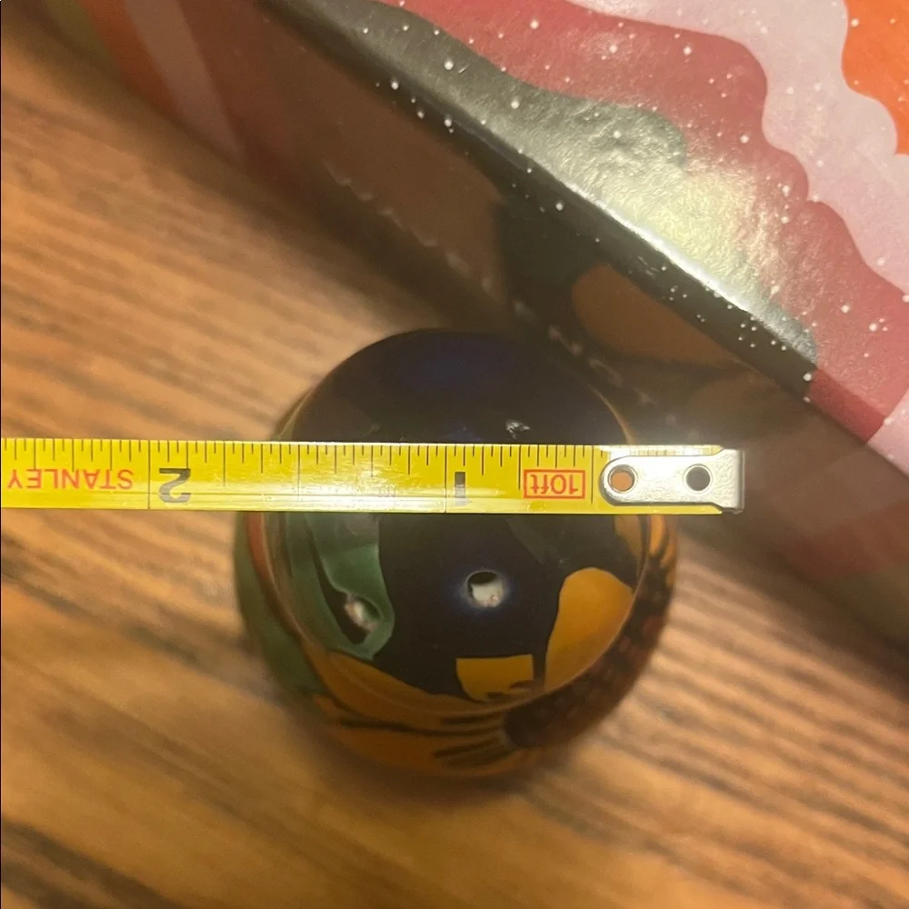 Hand-Painted Floral Salt and Pepper Shakers - Picture 14 of 14